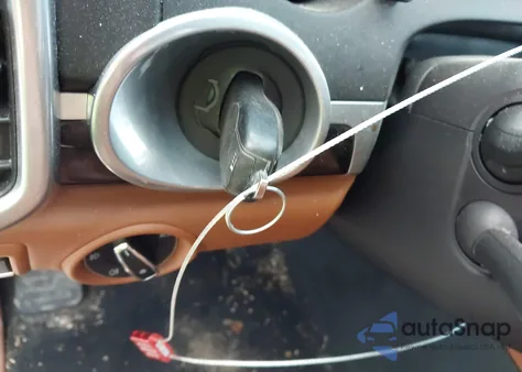 2018 Porsche Cayenne Platinum Edition из США, поврежденный, VIN WP1AA2A21JKA05273